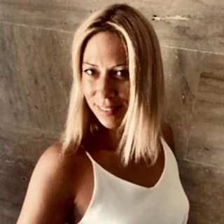 Lotus Çiçeği ve Padmasana