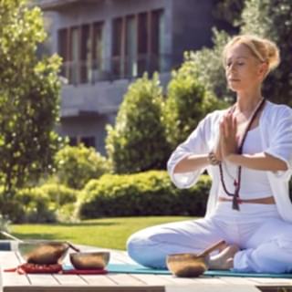 Hayata Evet Diyebilir Miyiz?